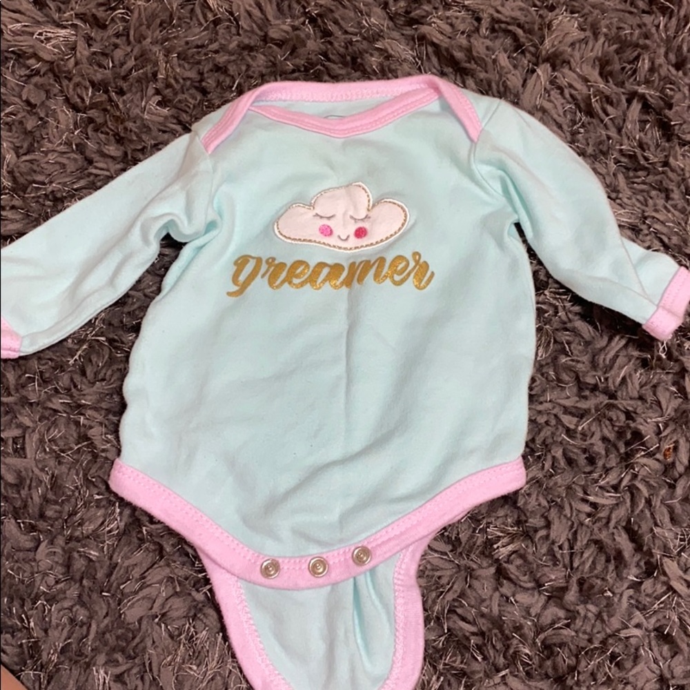 3 long sleeve baby onesies